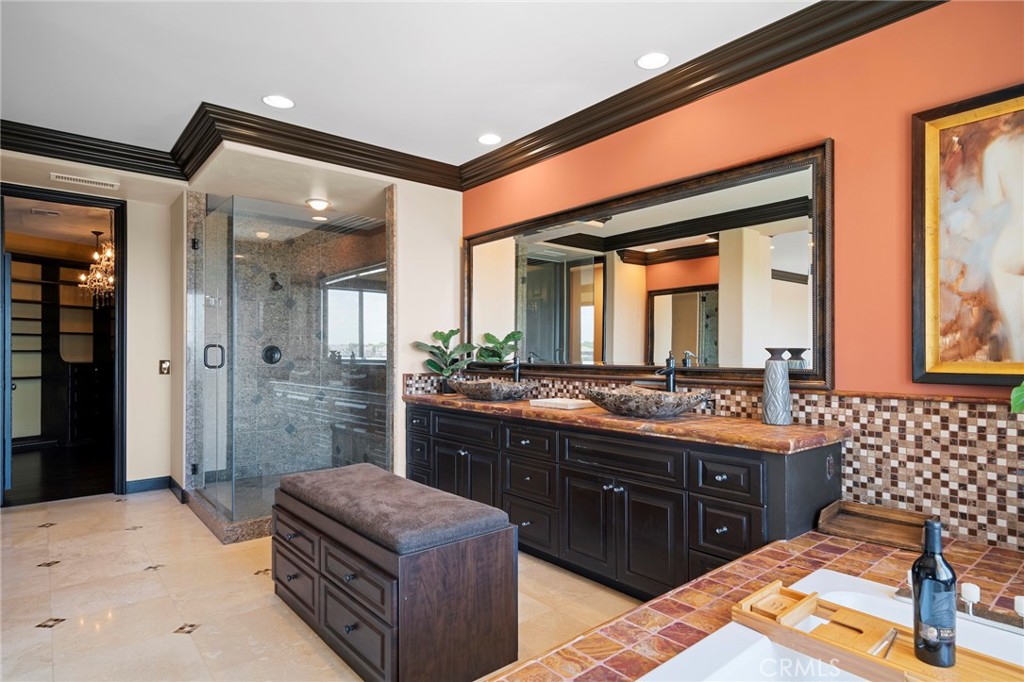 35 Silver Pine Drive