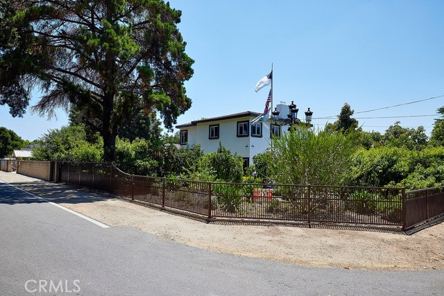 10301 Randall Street