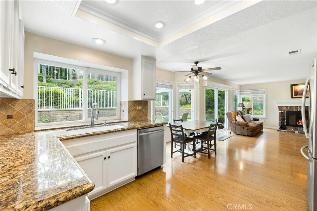 855 Avenida Bernardo