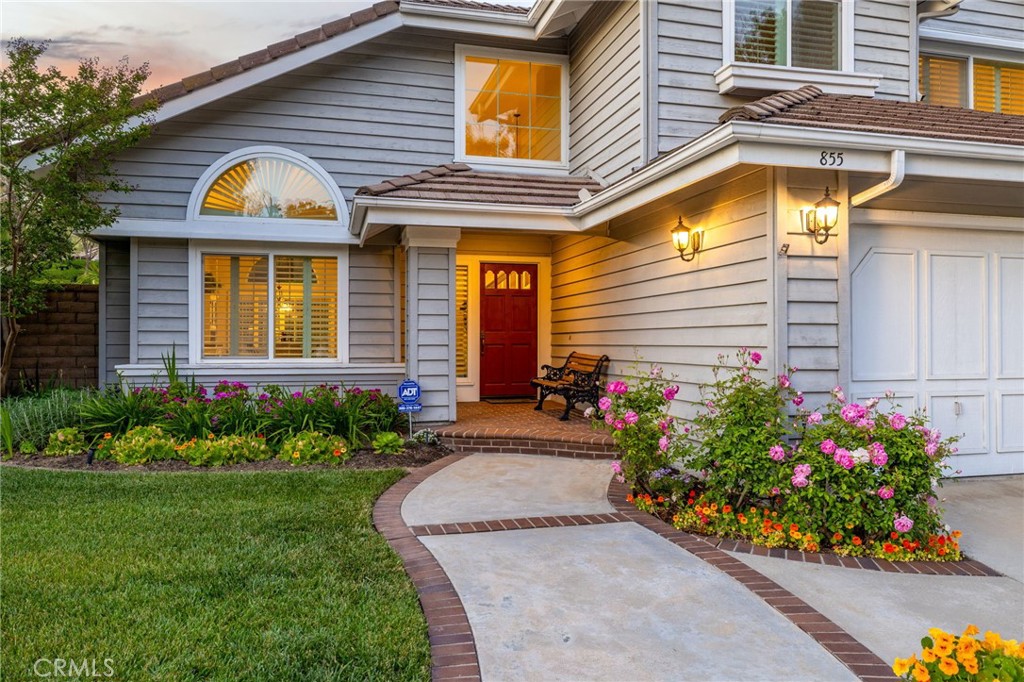 855 Avenida Bernardo