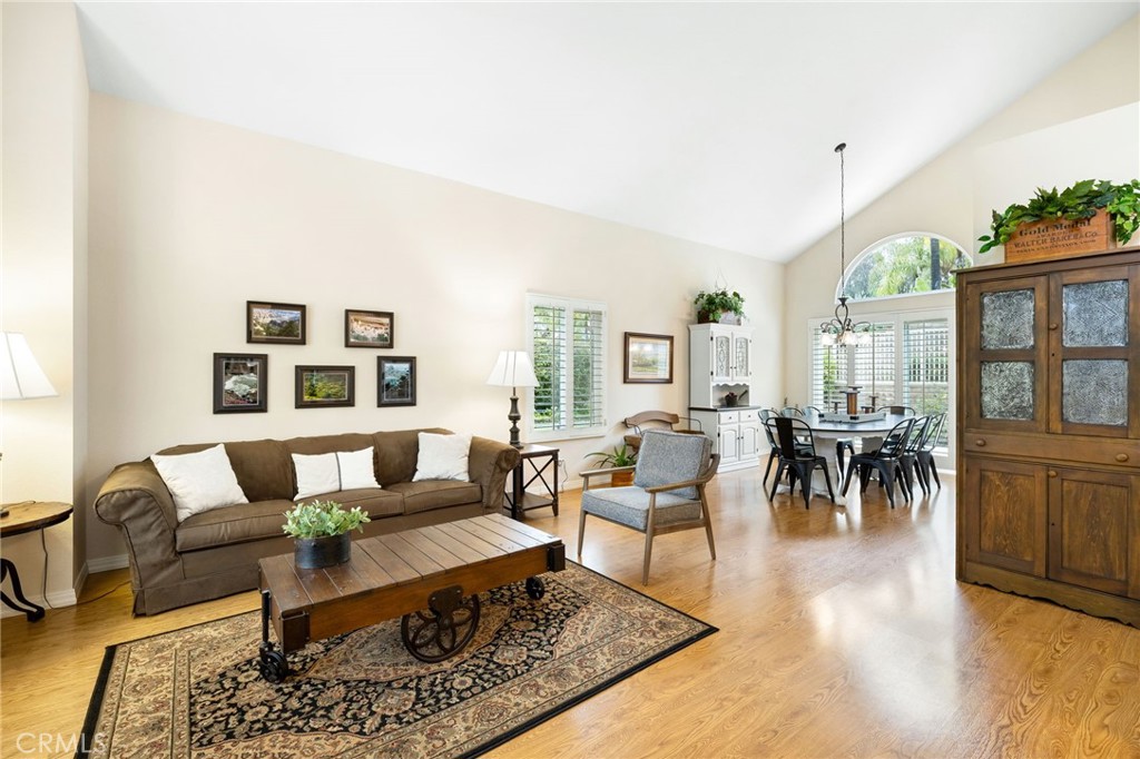 855 Avenida Bernardo