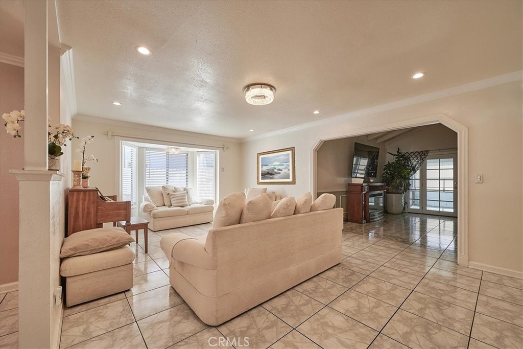 6372 Larchwood Drive