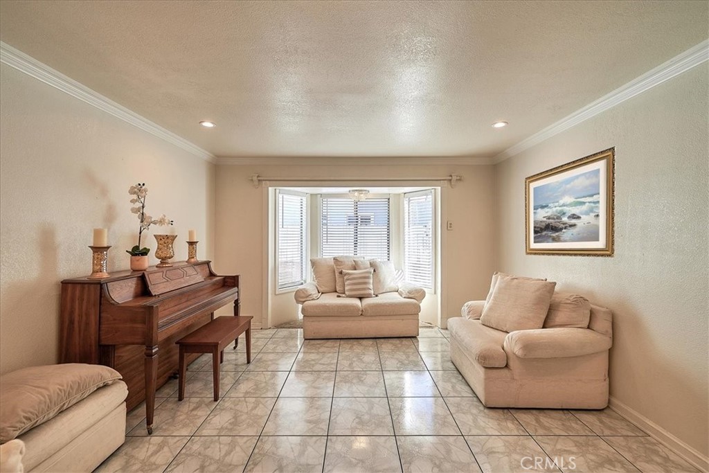 6372 Larchwood Drive