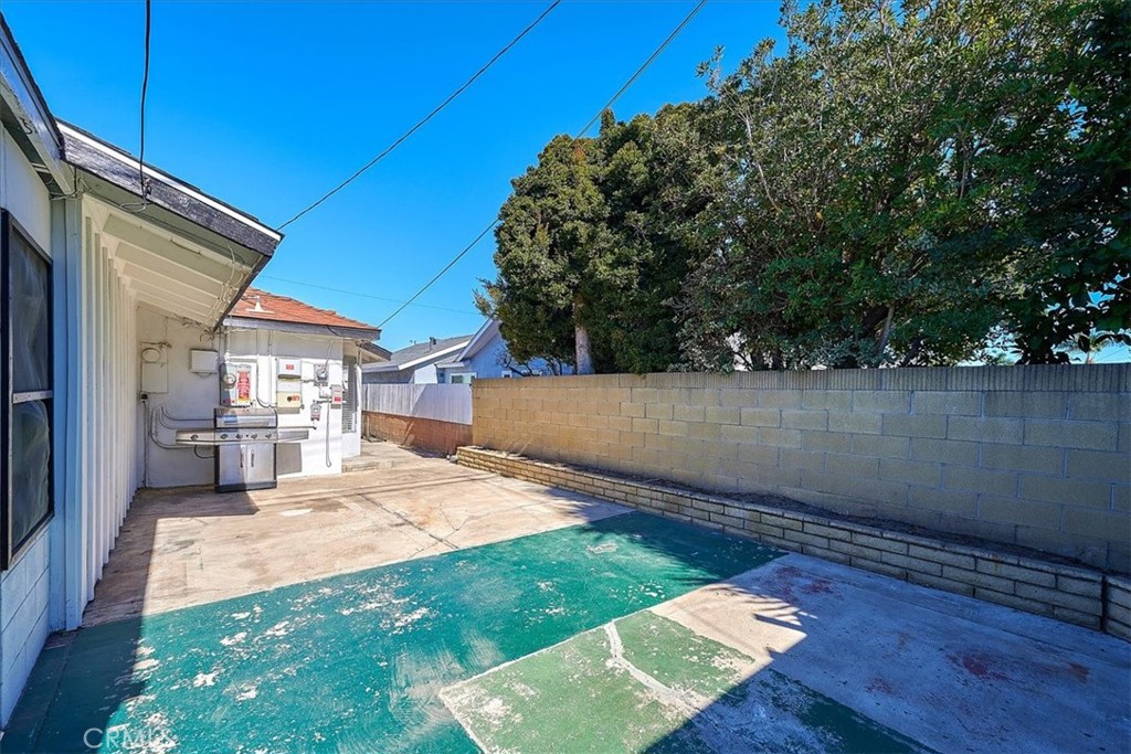 6372 Larchwood Drive