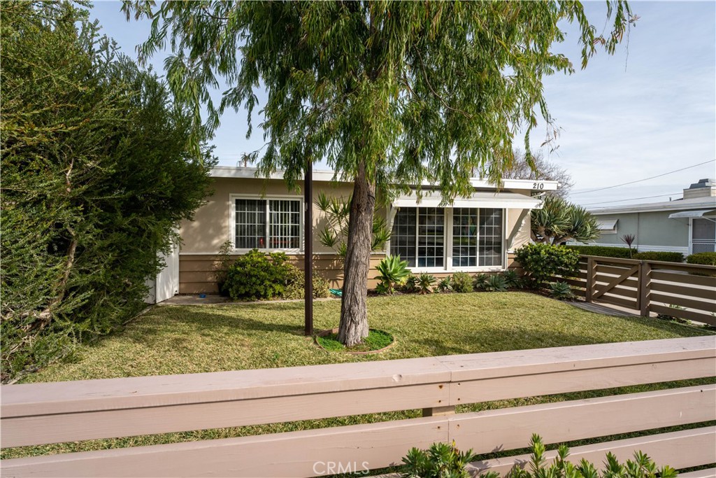 210 Cecil Place