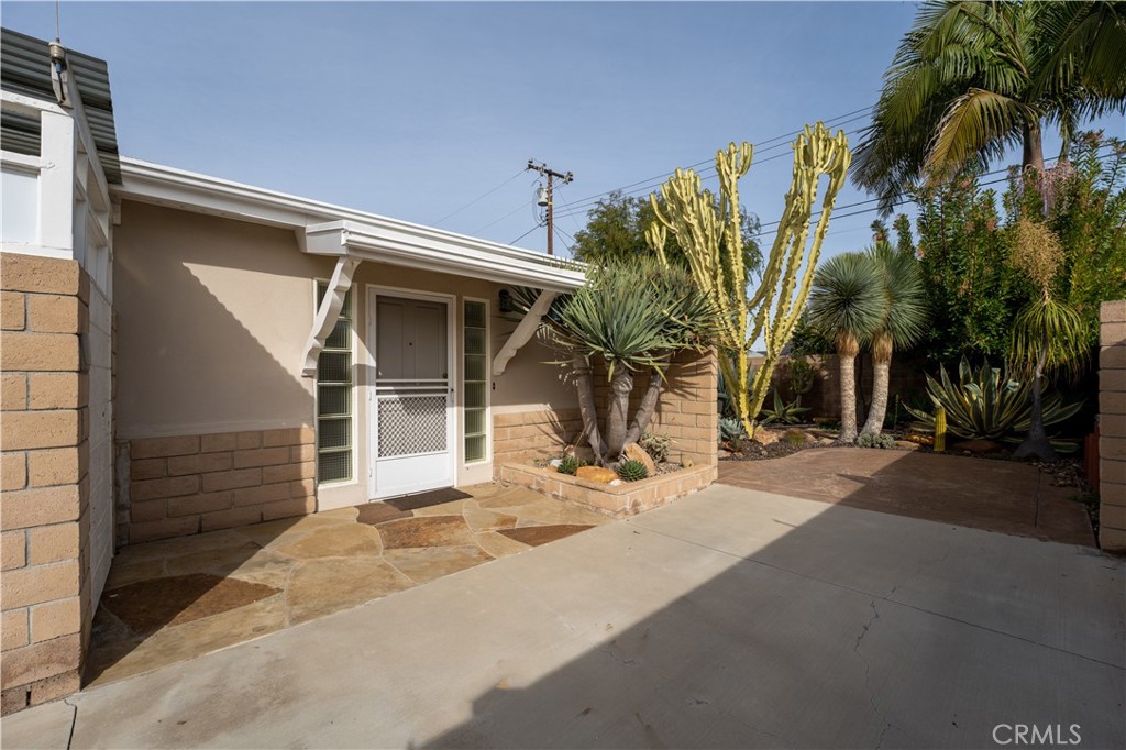 210 Cecil Place