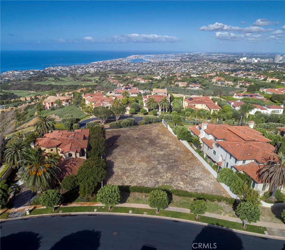 26 Pelican Crest Drive