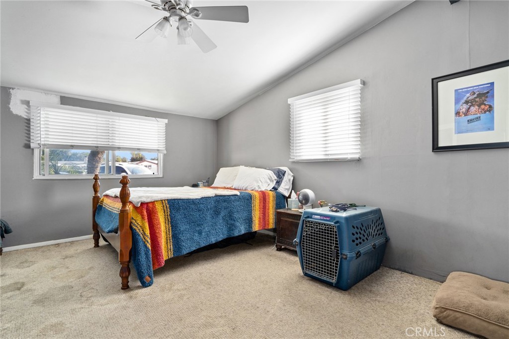 20321 & 20311 Riverside Drive