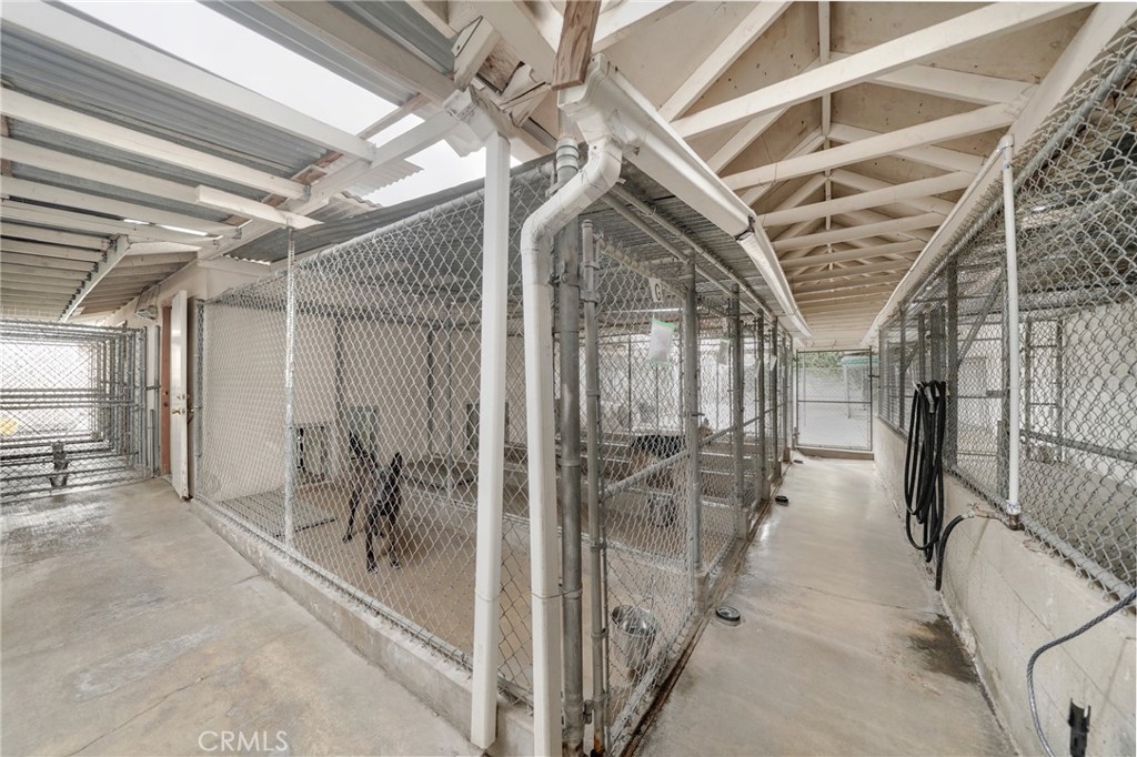 20321 & 20311 Riverside Drive