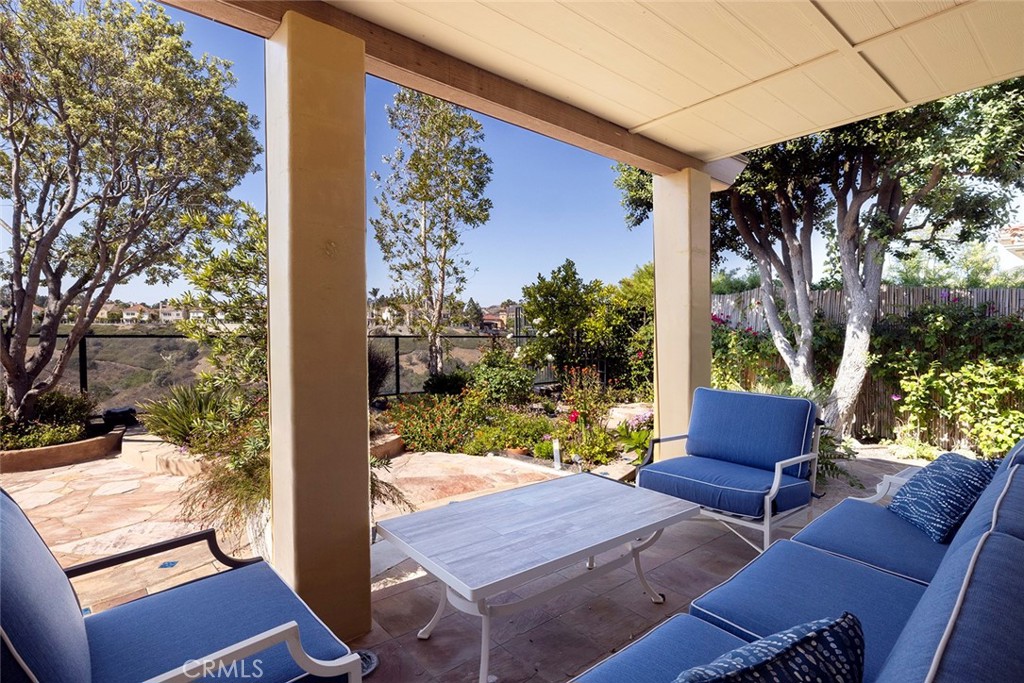 17 Monterey Pine Drive