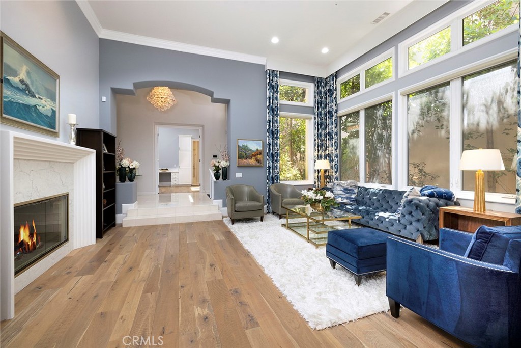 17 Monterey Pine Drive