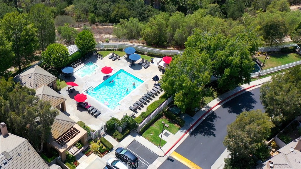 1325 S Country Glen Way