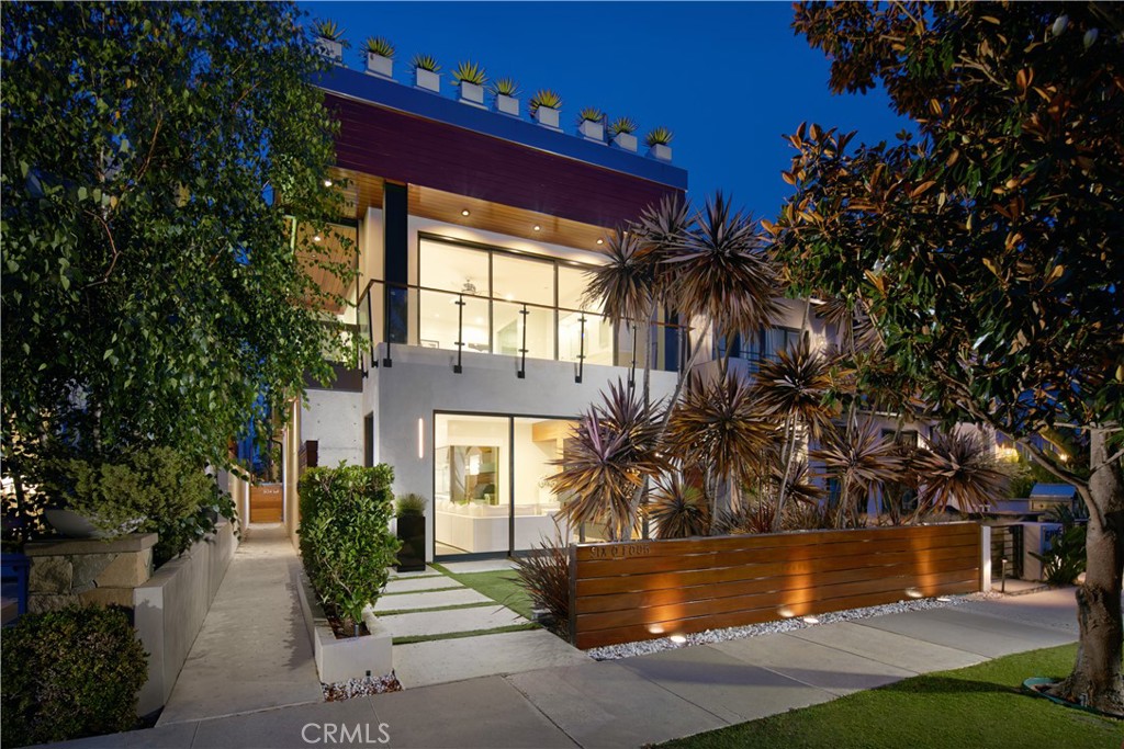 604 Acacia Avenue