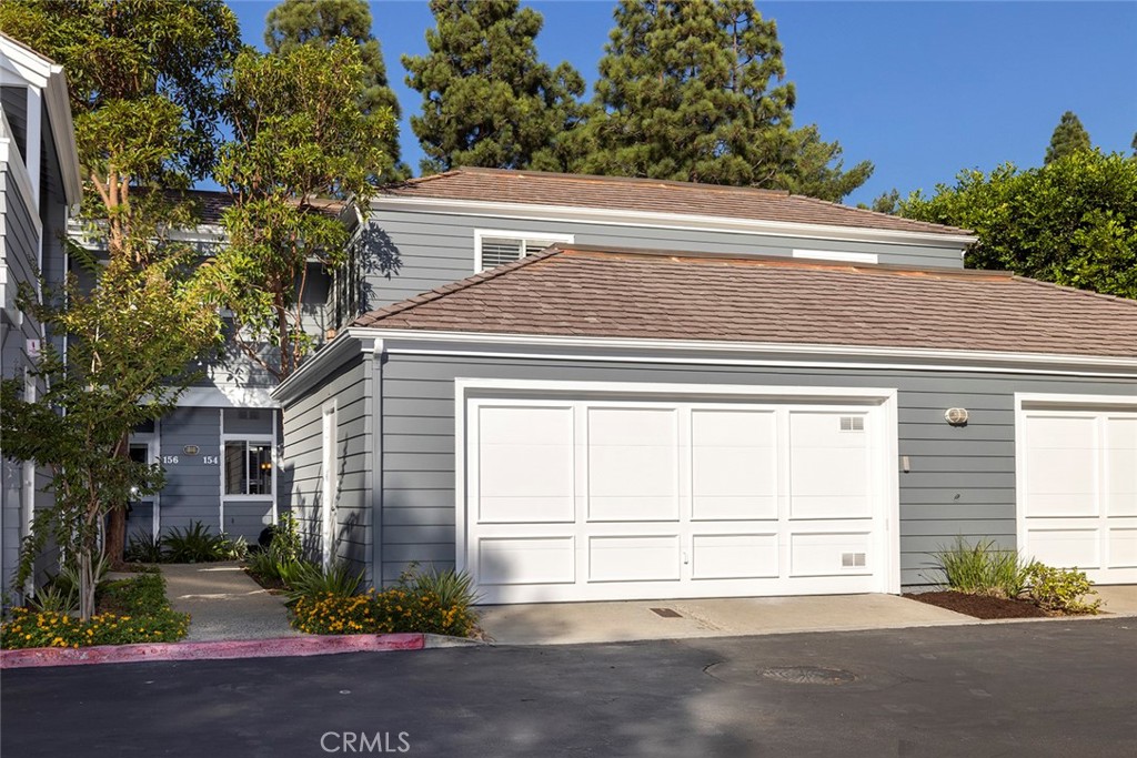 154 Woodburne