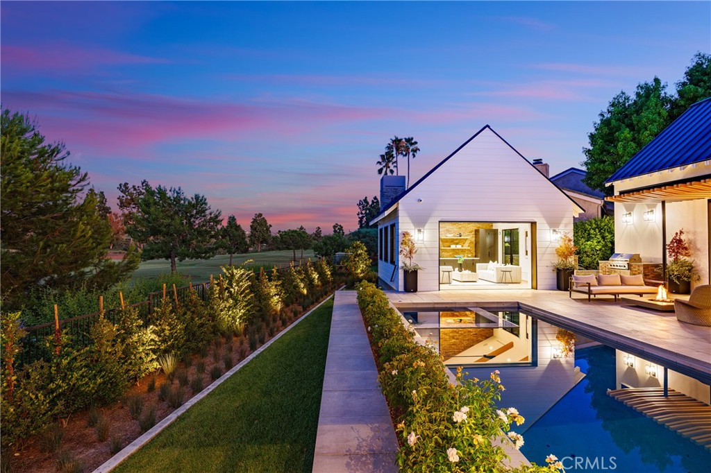 26 Royal Saint George Road