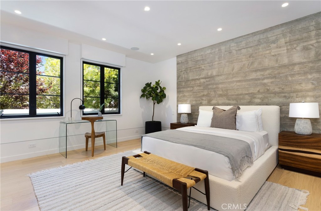 26 Royal Saint George Road