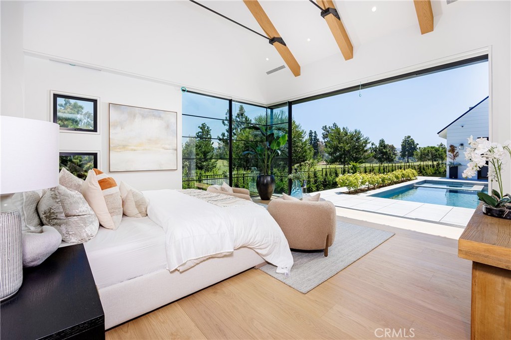 26 Royal Saint George Road