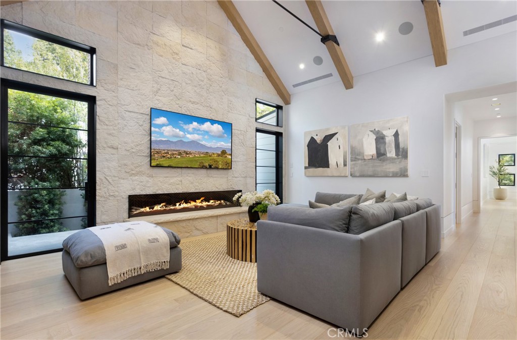 26 Royal Saint George Road