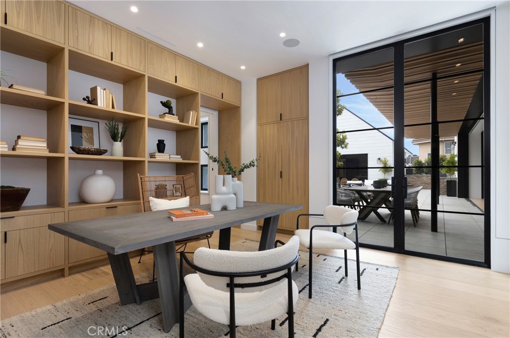 26 Royal Saint George Road