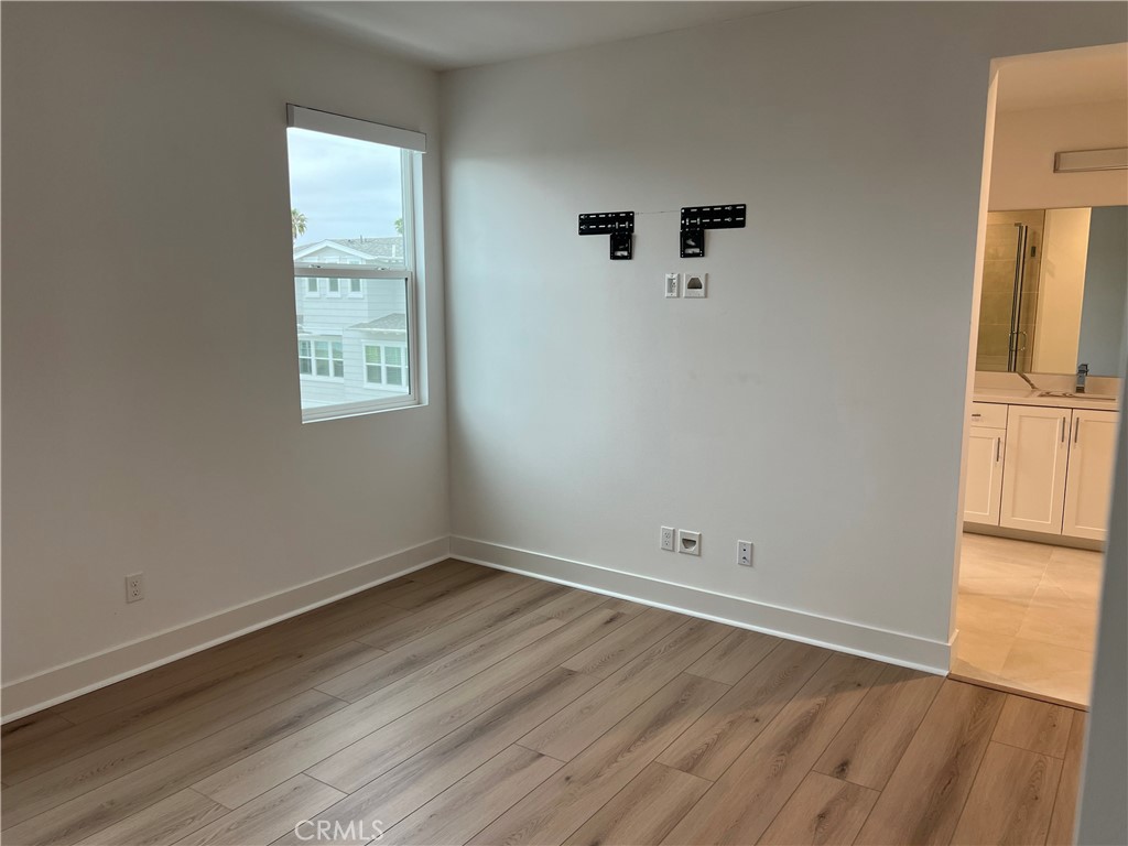 1180 Winslow Lane