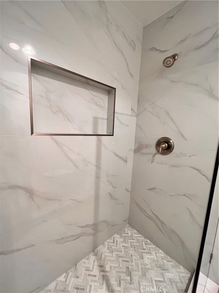 1345 Cabrillo Park Drive Unit: R05