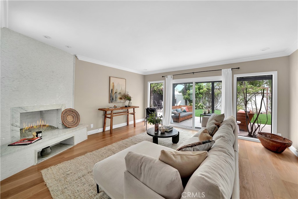 431 Westminster Avenue 3