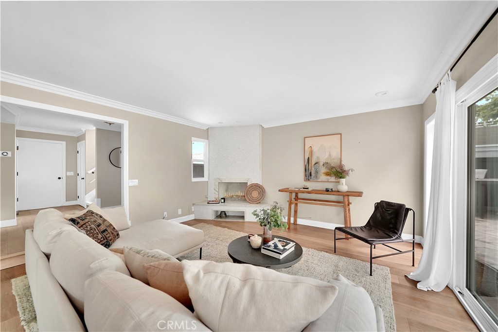 431 Westminster Avenue 3