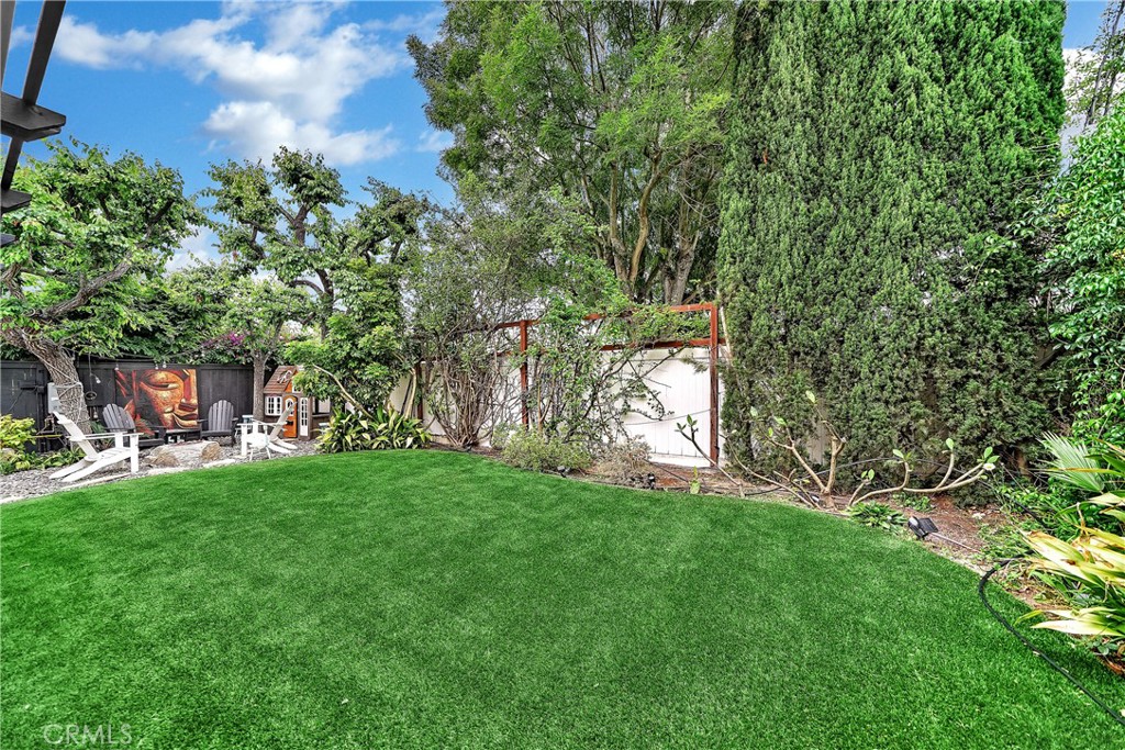 431 Westminster Avenue 3