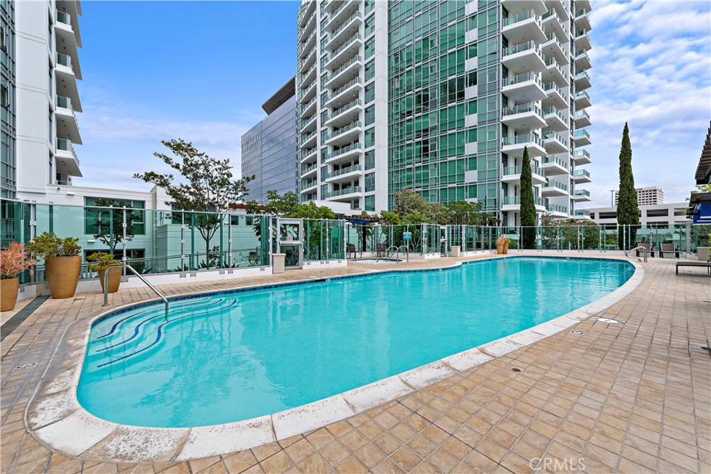 3141 Michelson Drive Unit: 1607