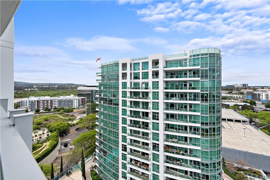 3141 Michelson Drive Unit: 1607