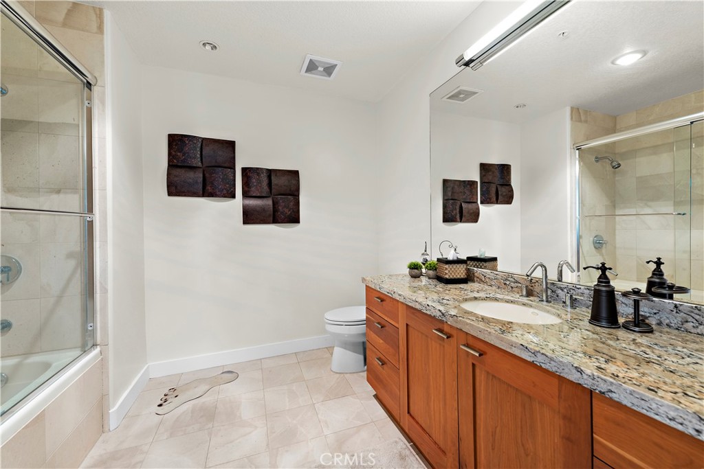 3141 Michelson Drive Unit: 1607