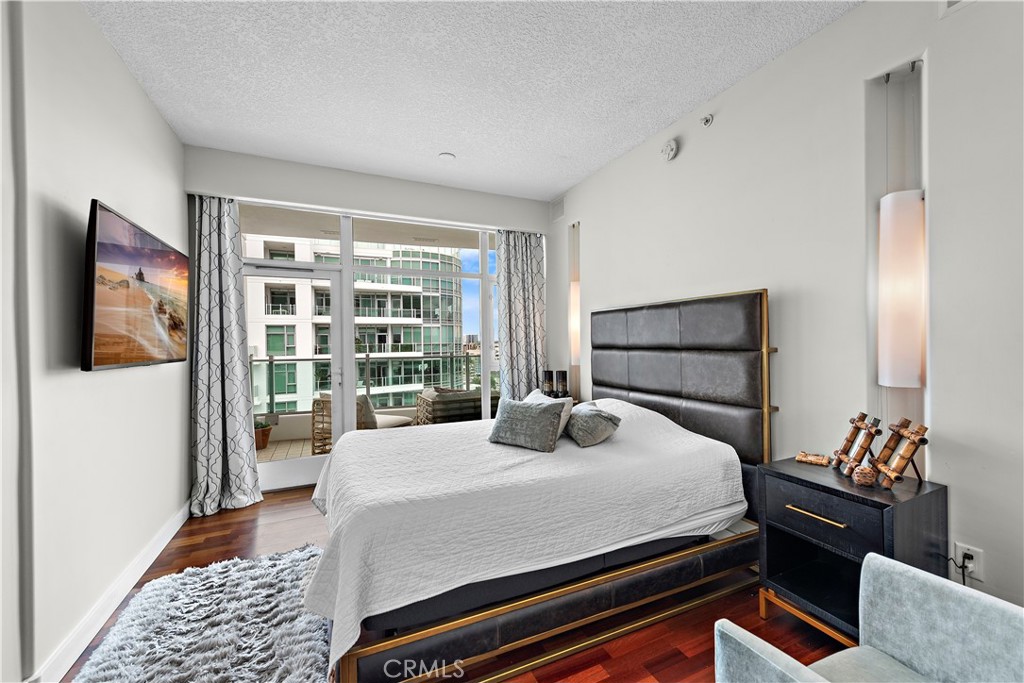 3141 Michelson Drive Unit: 1607