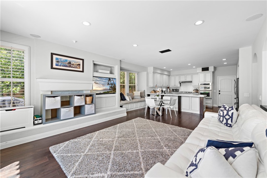 16 Sunset Cove