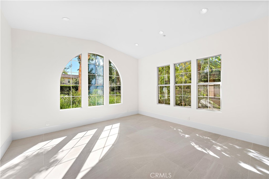 48 Talmont
