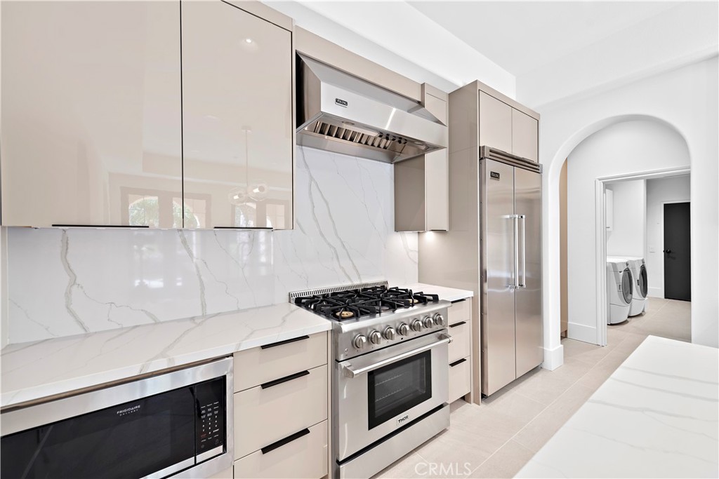 48 Talmont