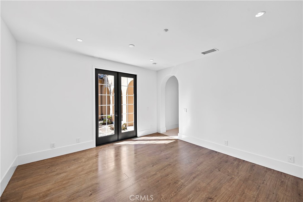 48 Talmont