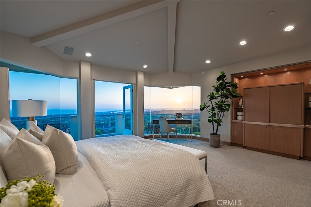 6 Canyon Terrace
