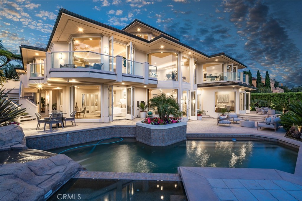 6 Canyon Terrace