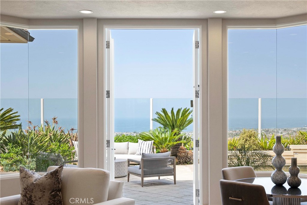 6 Canyon Terrace