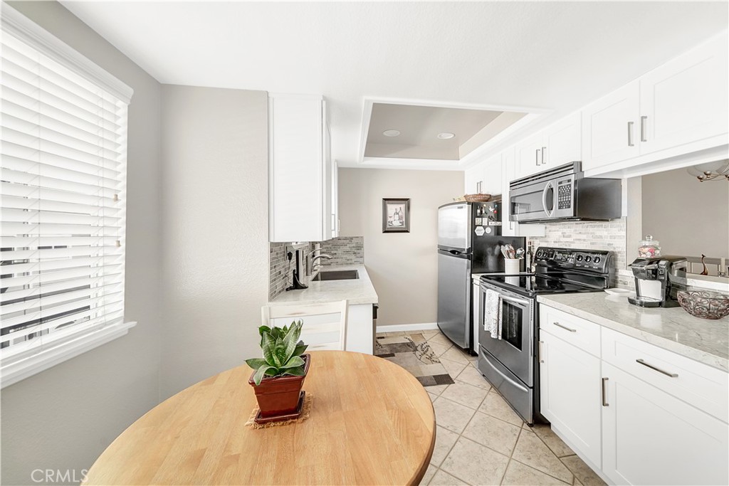 24859 Nueva Vista Drive 15