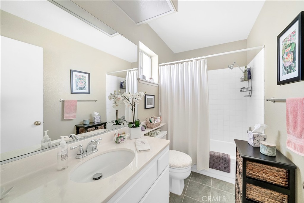 24859 Nueva Vista Drive 15