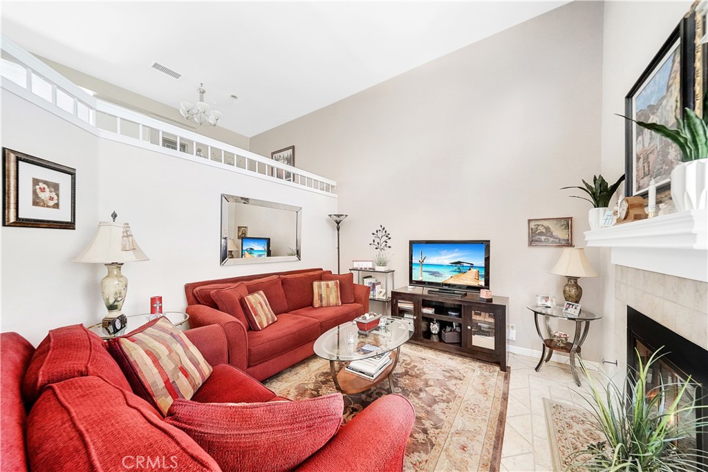 24859 Nueva Vista Drive 15