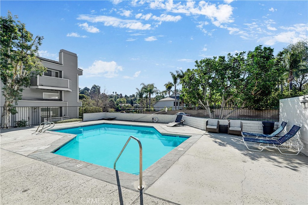 24859 Nueva Vista Drive 15