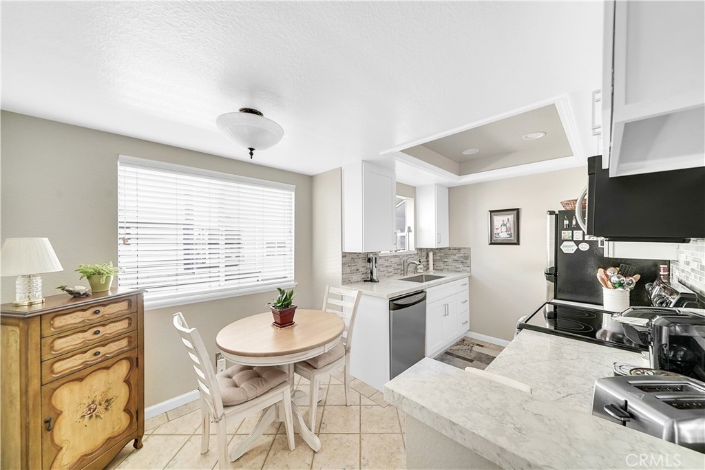 24859 Nueva Vista Drive 15