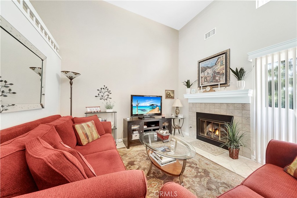 24859 Nueva Vista Drive 15