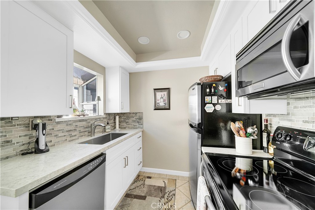 24859 Nueva Vista Drive 15