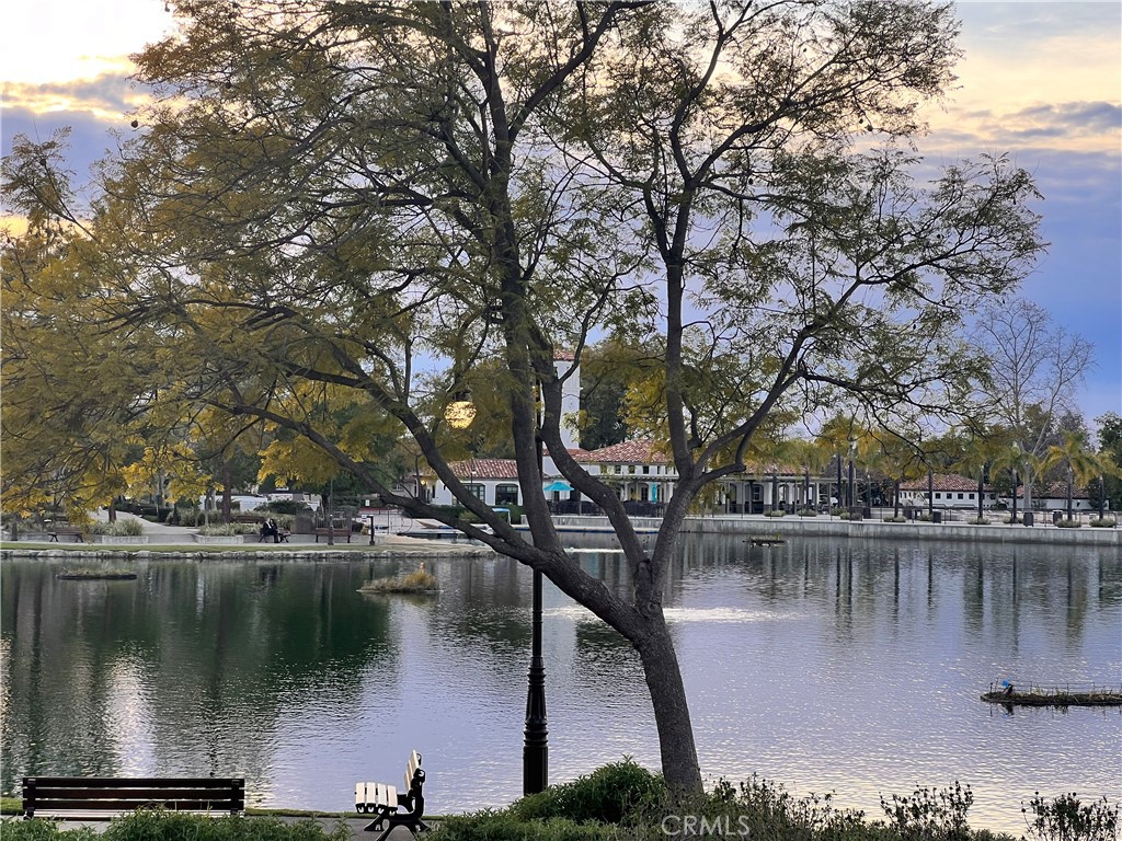 33 Brisa Del Lago