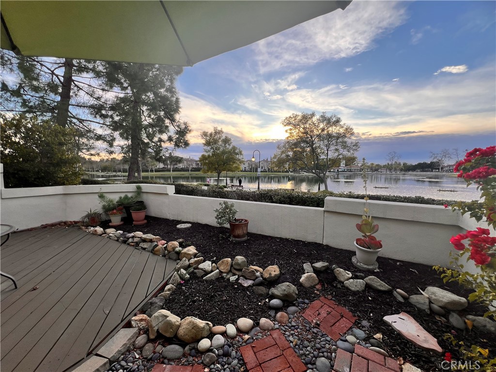 33 Brisa Del Lago
