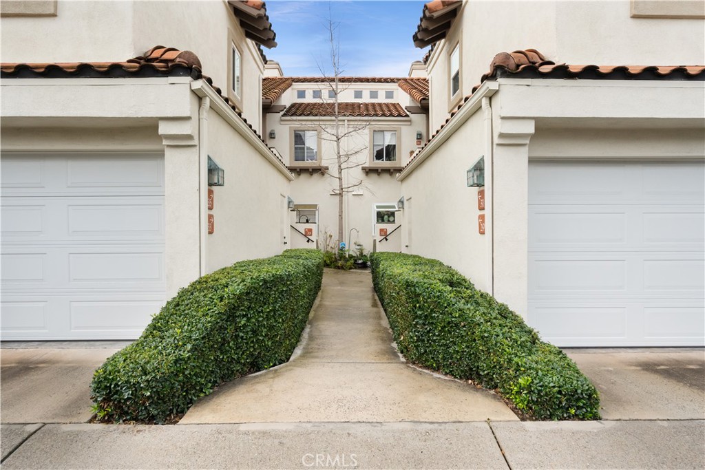 33 Brisa Del Lago