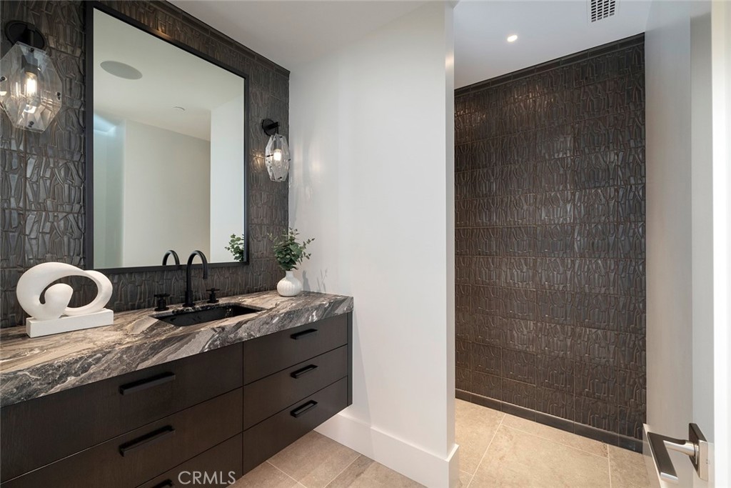 5 Cypress Point Lane